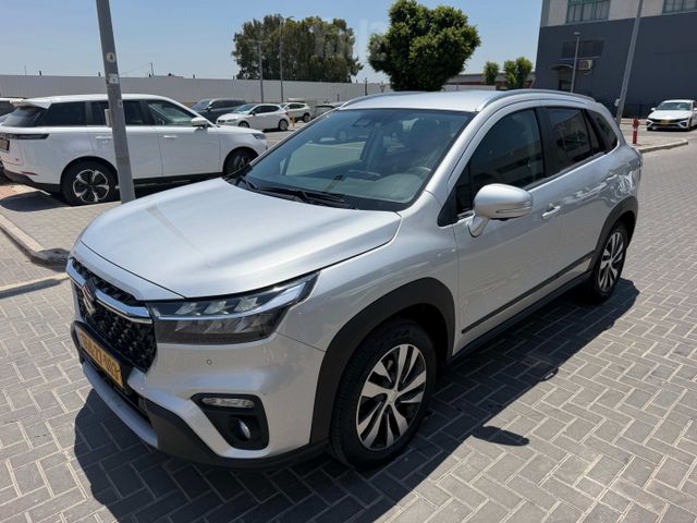 סוזוקי S-Cross