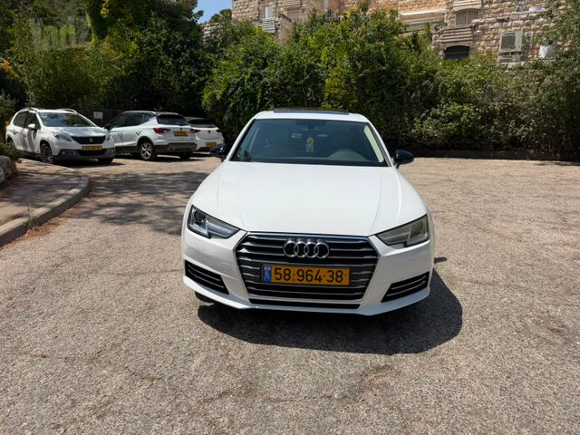 אאודי A4