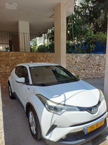 טויוטה C-HR