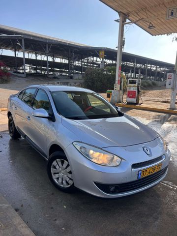 פלואנס E1 אוט׳ 1.5 (110 כ״ס)