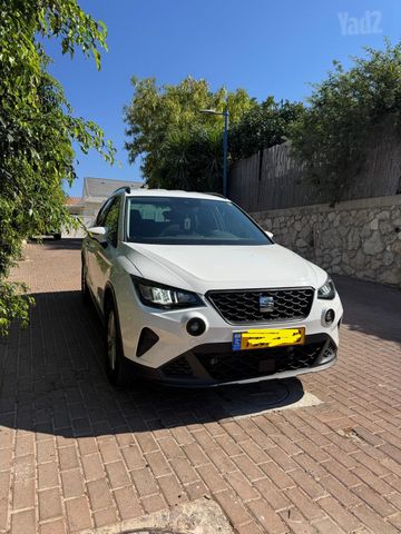 סיאט ארונה