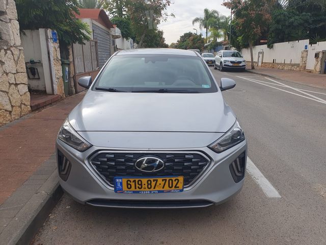 מודעת רכב יונדאי איוניק