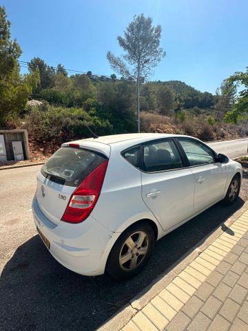 יונדאי i30