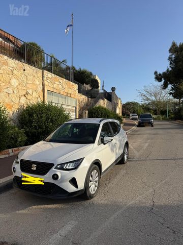 מודעת רכב סיאט ארונה