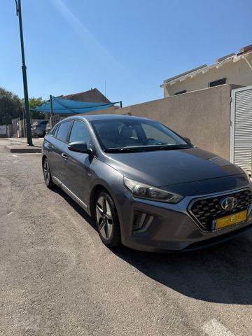 יונדאי איוניק