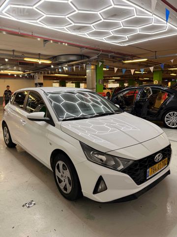 מודעת רכב יונדאי i20