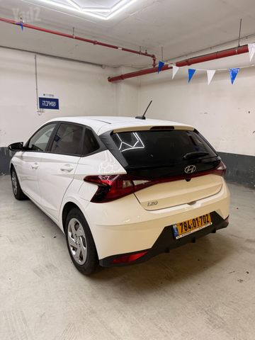 יונדאי i20