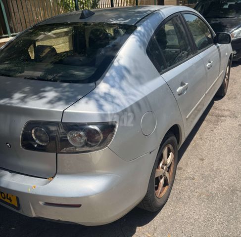 מאזדה 3
