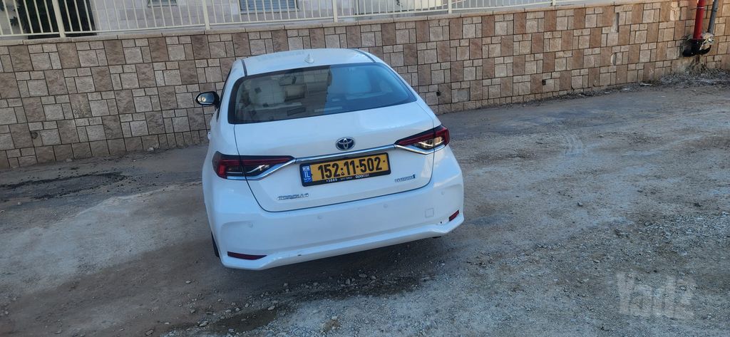 טויוטה קורולה