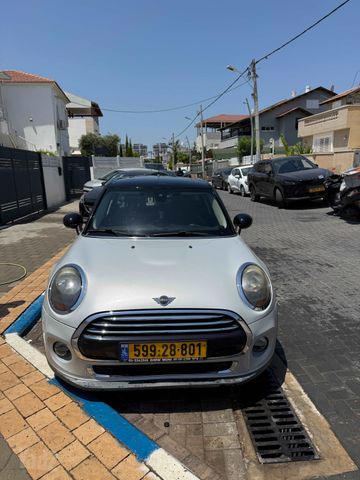 מודעת רכב מיני קופר