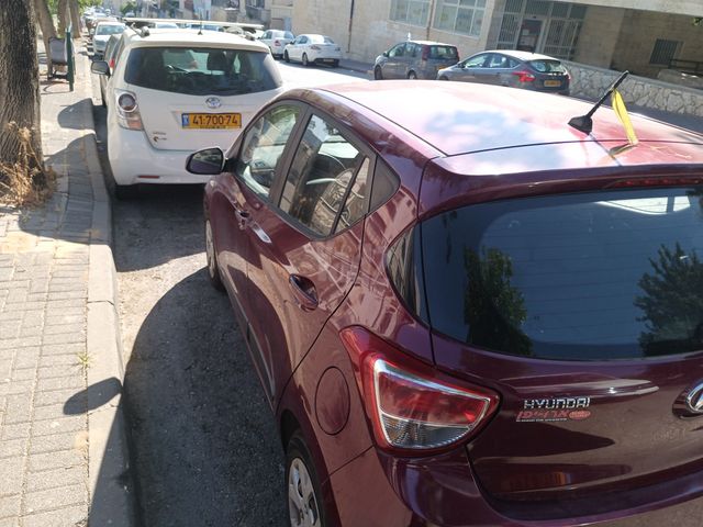 יונדאי i10