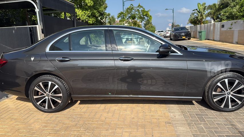 מרצדס-בנץ E-class