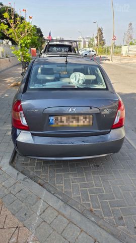 יונדאי אקסנט i25