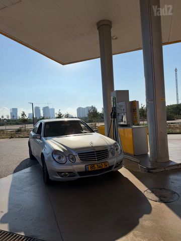 E-class Luxury E 280 אוט׳ דיזל סדאן 4 דל 3.0 (190 כ״ס)