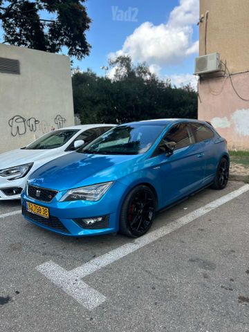 סיאט לאון