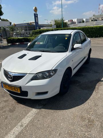 מודעת רכב מאזדה 3