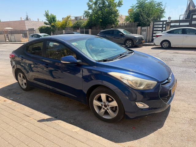 יונדאי I35