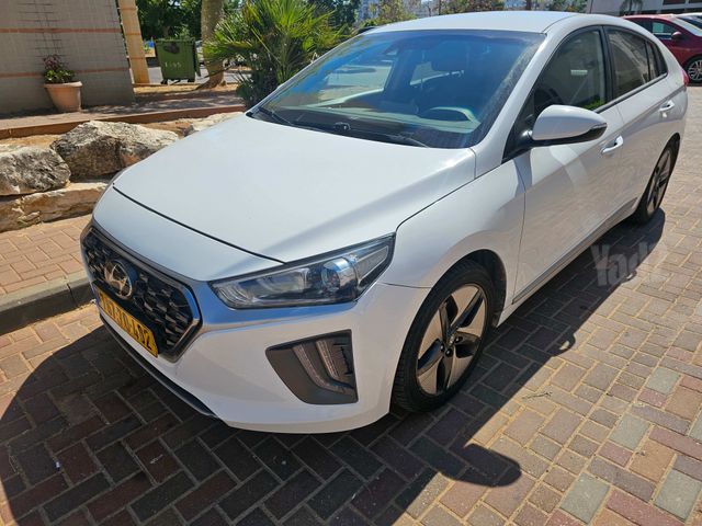 יונדאי איוניק