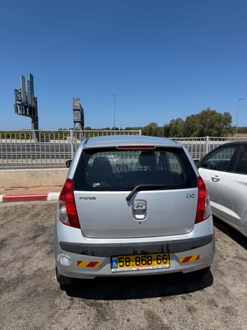 יונדאי i10