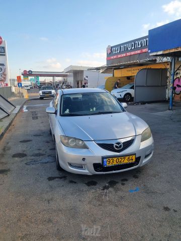 מודעת רכב מאזדה 3