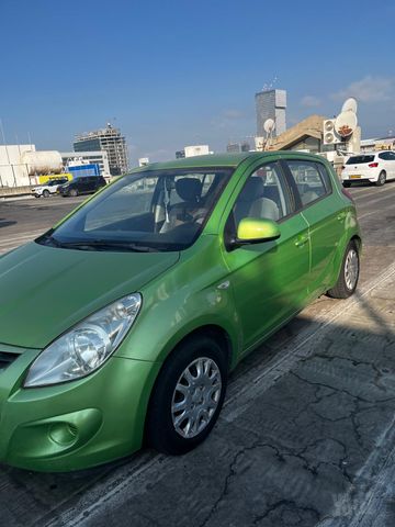 יונדאי i20