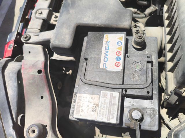 יונדאי אקסנט i25