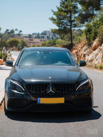 מודעת רכב מרצדס-בנץ C-class