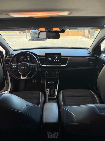 קיה סטוניק