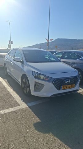 יונדאי איוניק