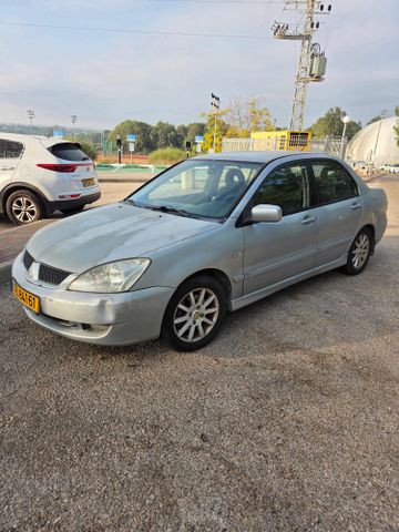 לנסר Executive אוט׳ 1.6 (98 כ״ס)