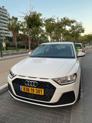 אאודי A1