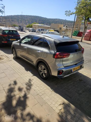 קיה נירו