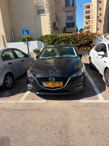 מאזדה 3