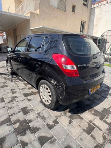 יונדאי i20