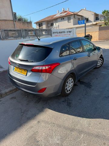 יונדאי i30