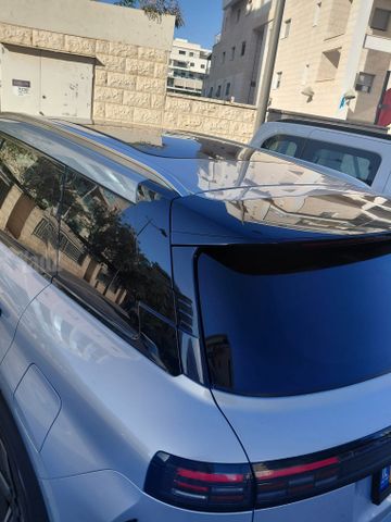 ג'אקו J7