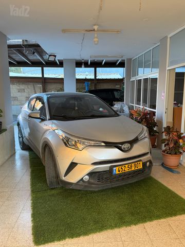 טויוטה C-HR