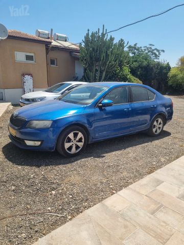 אוקטביה  Elegance אוט׳ בנזין סדאן 1.4 (140 כ״ס)