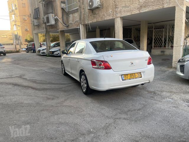 פיג'ו 301