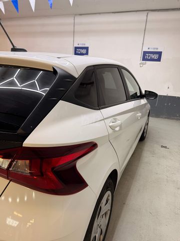 יונדאי i20