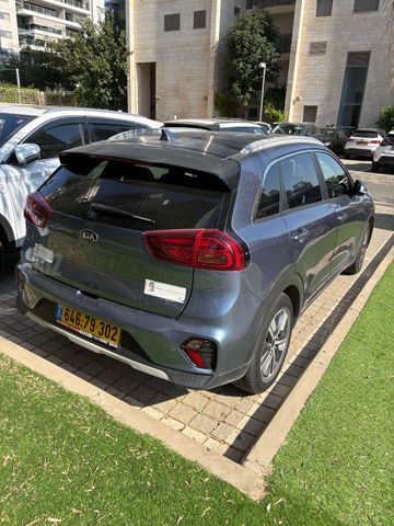 קיה נירו
