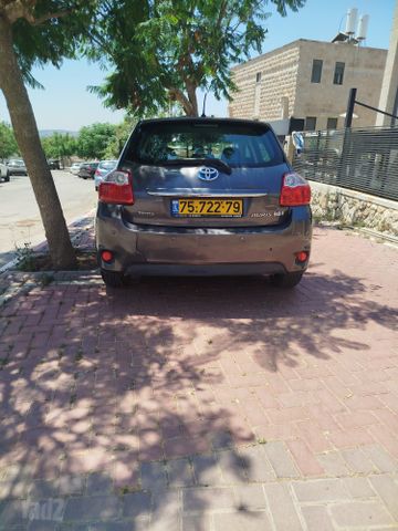 טויוטה אוריס