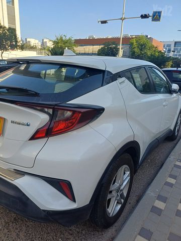 טויוטה C-HR