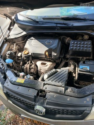 אם ג'י 350