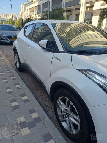 טויוטה C-HR