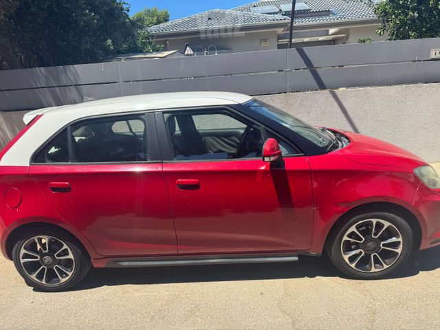 אם ג'י MG3
