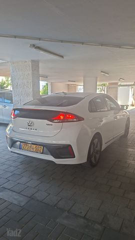 יונדאי איוניק