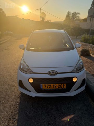 יונדאי i10
