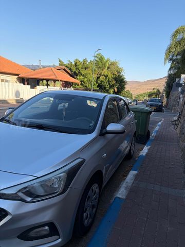 יונדאי i20