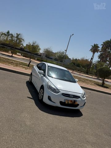 מודעת רכב יונדאי אקסנט i25